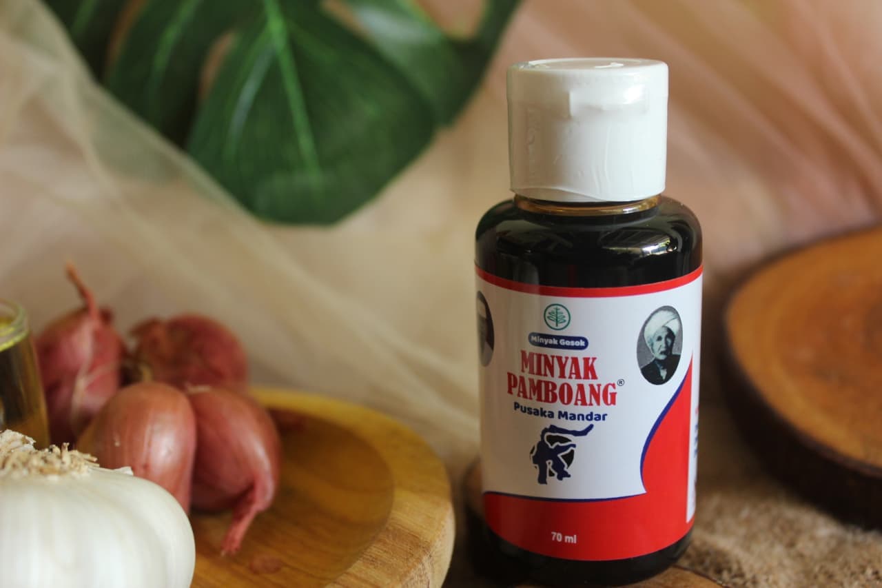 Kemasan Minyak Pamboang Pusaka Mandar ukuran 70 ml